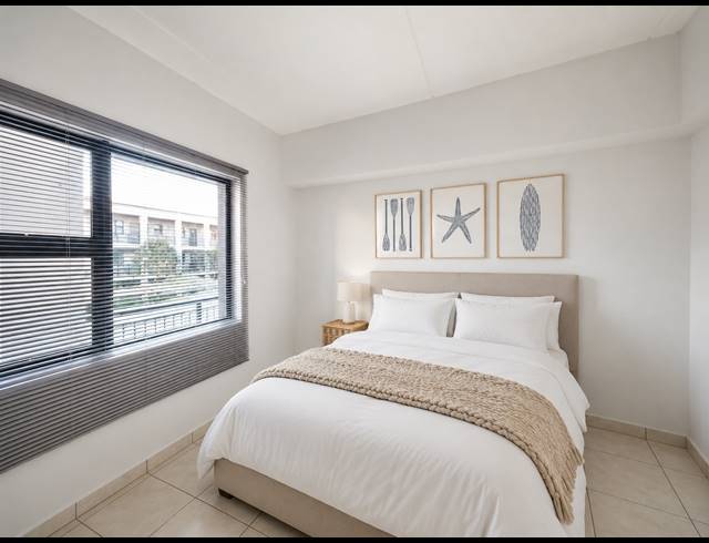 2 BEDROOM APARTMENT TO LET IN BALLITO CENTRAL